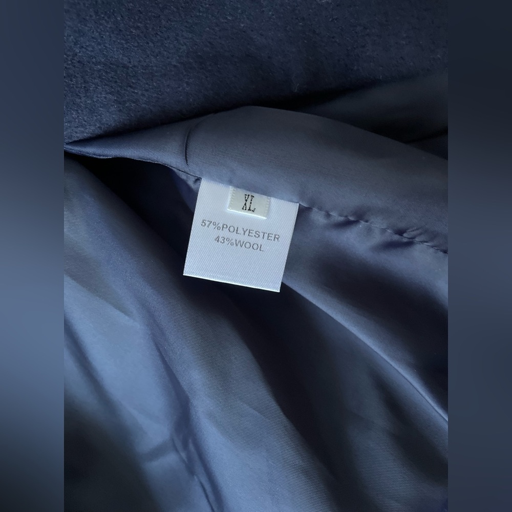 NWOT - Navy Blue Sleeveless Coat - Picture 4 of 6